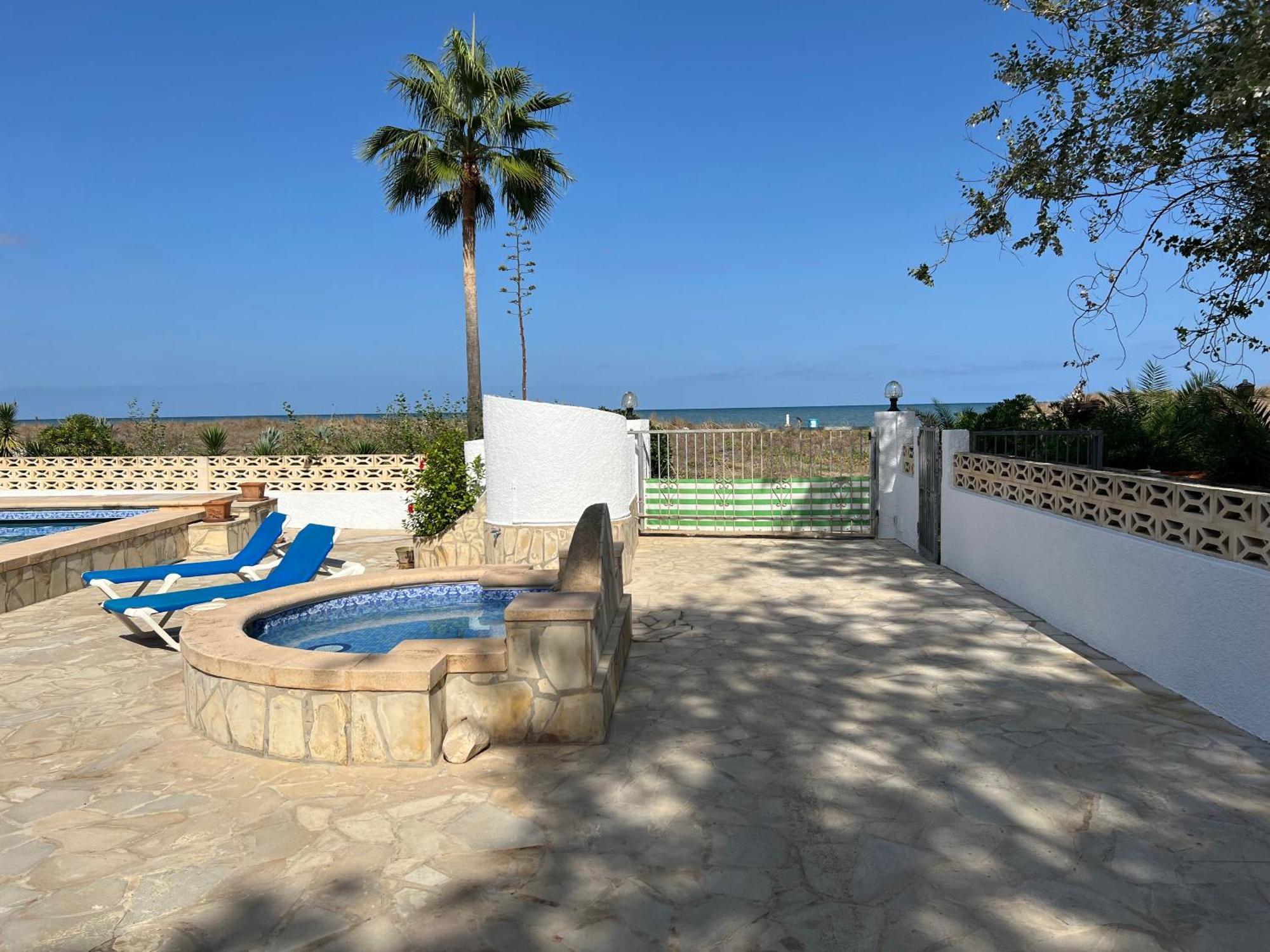 Chalet En La Playa Con Piscina Privada - Holavivienda Inmobiliaria Denia Exterior foto